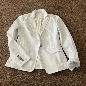 TWO (bundle) white blazers!